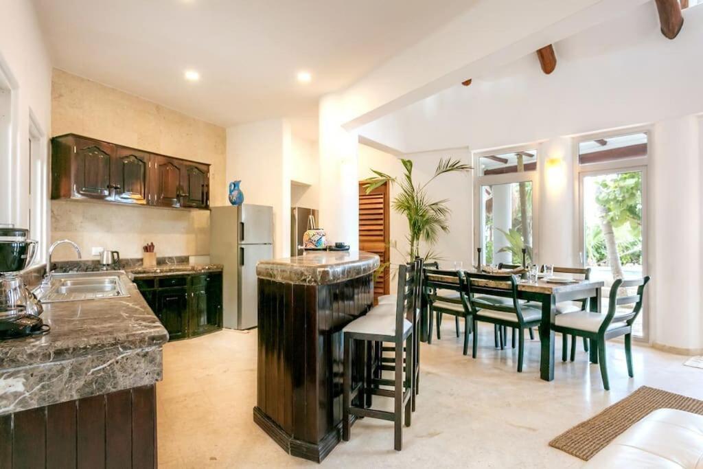 Luxury 5-Br Beachfront Home In Tulum Casa Sofia Gato Exterior foto